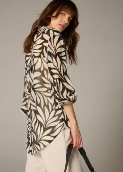 Tops>Et Vous Black Mono Palm V-Neck Blouse