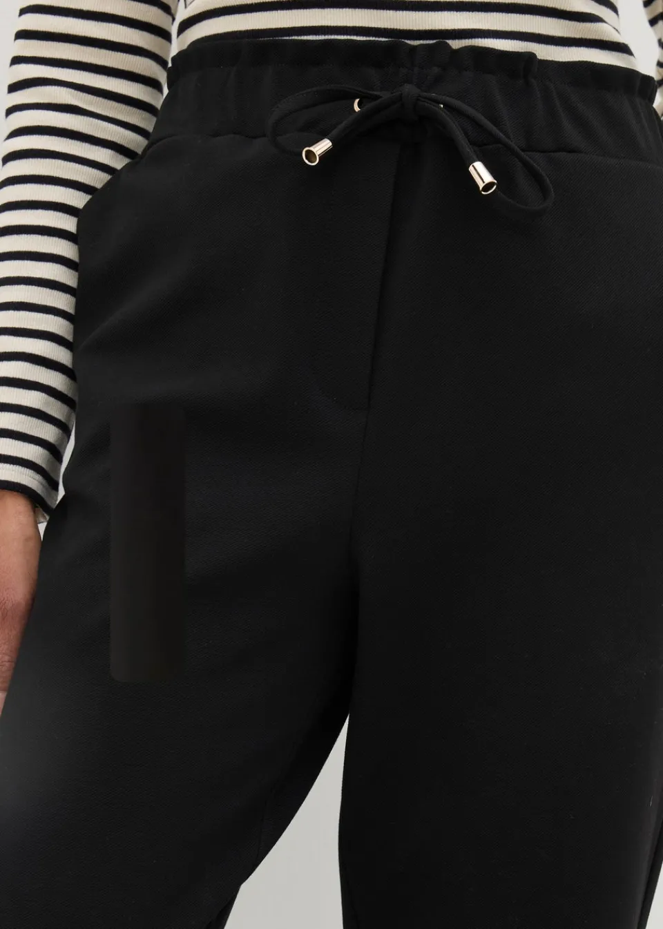 Trousers>Et Vous Black Tapered Ponte Trousers