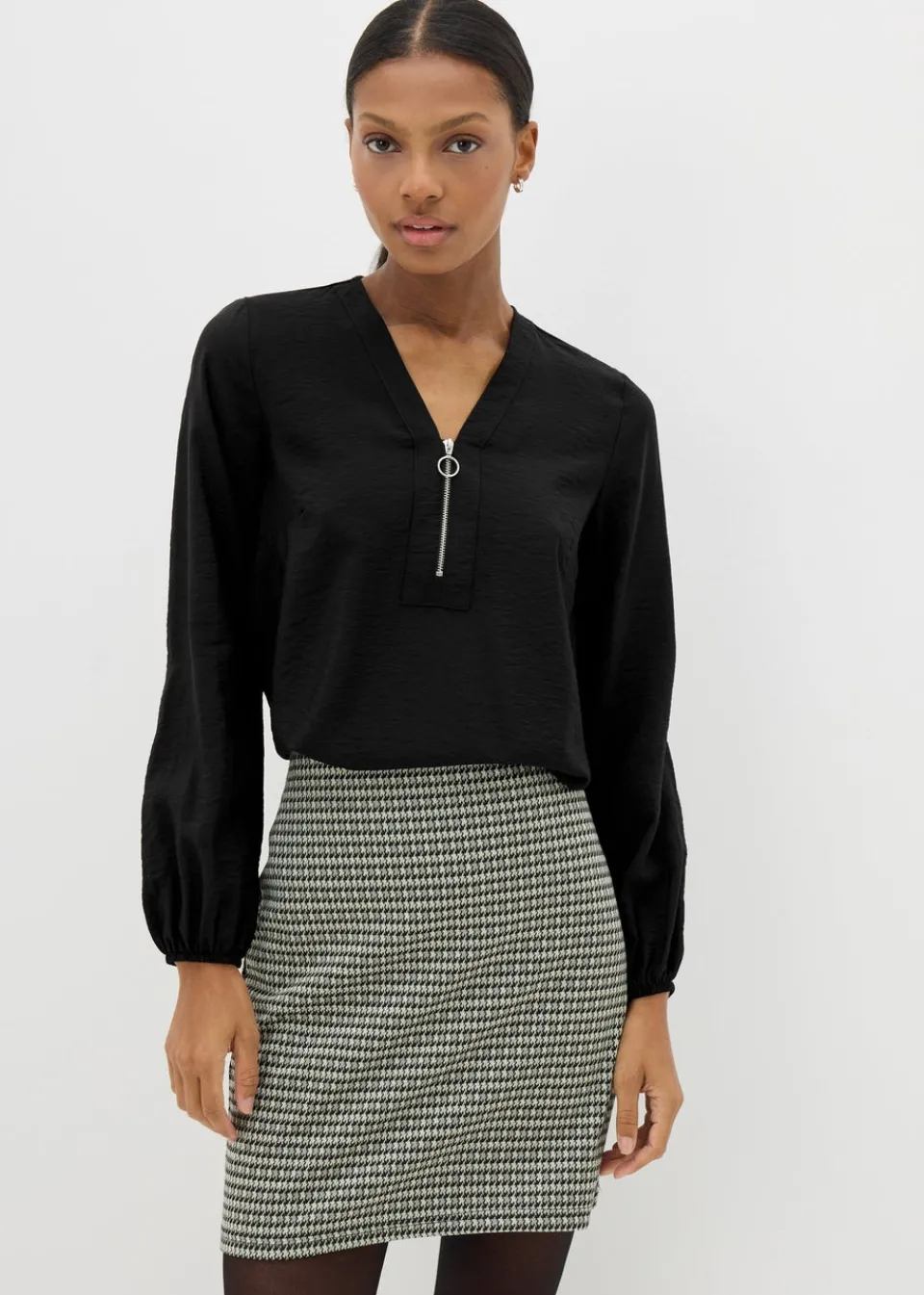 Tops>Et Vous Black Zip Front Blouse