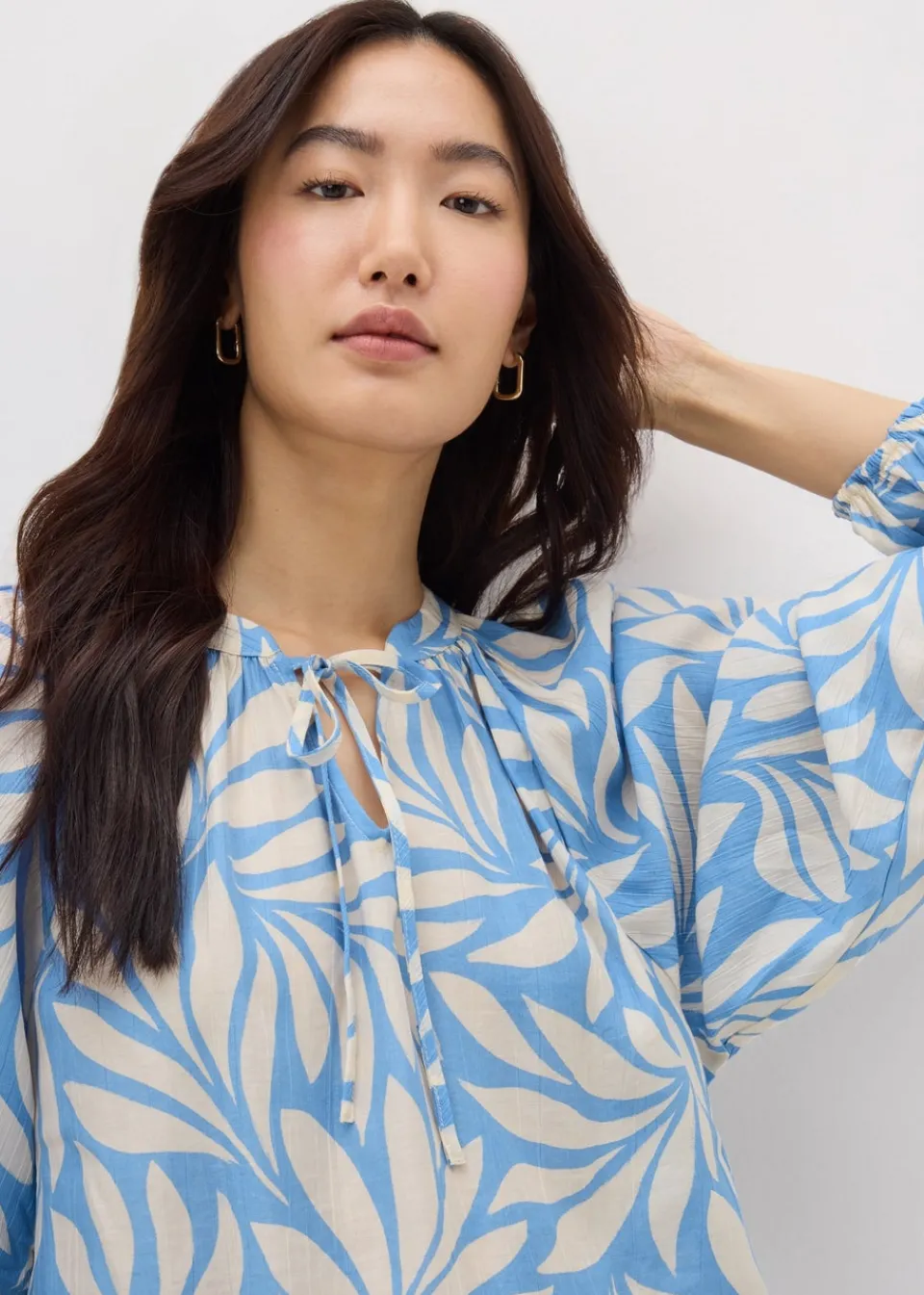 Tops>Et Vous Blue Palm Crinkle Boho Blouse