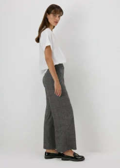 Trousers><noscript><img width=