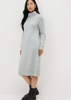 Knitwear><noscript><img width=