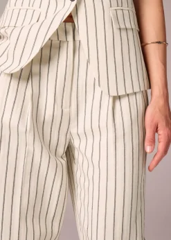 Trousers><noscript><img width=