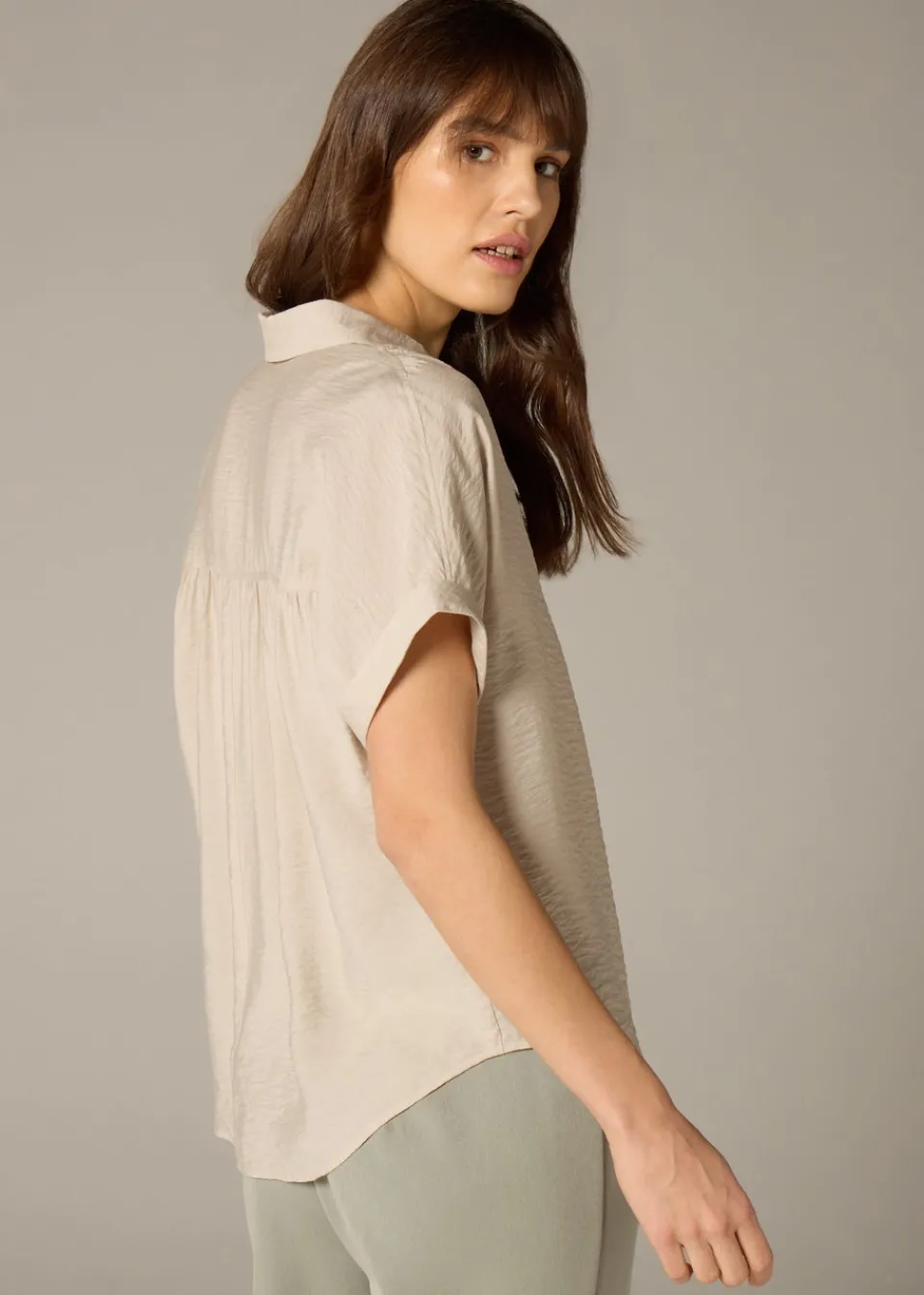 Tops>Et Vous Stone Airflow Collared V-Neck Blouse
