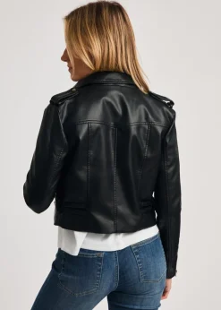 Coats & Jackets><noscript><img width=