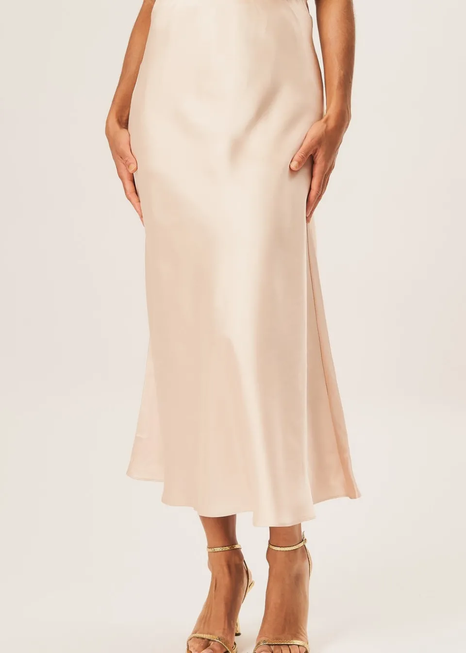 Skirts>Gini London Satin Bias Cut Midi Skirt Beige