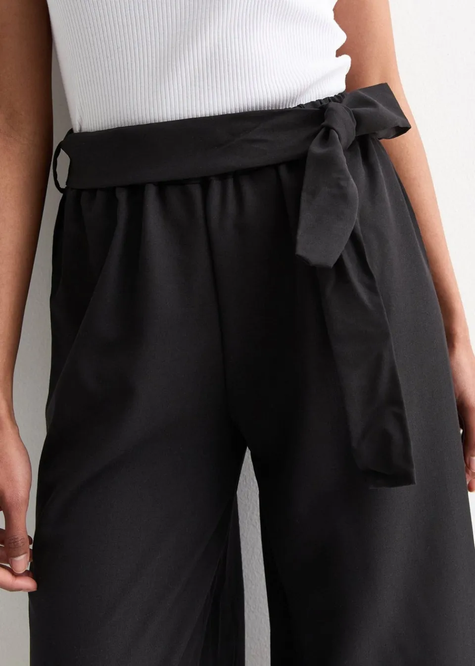 Trousers>Gini London Black Elasticated Wide leg Tie detail Trousers