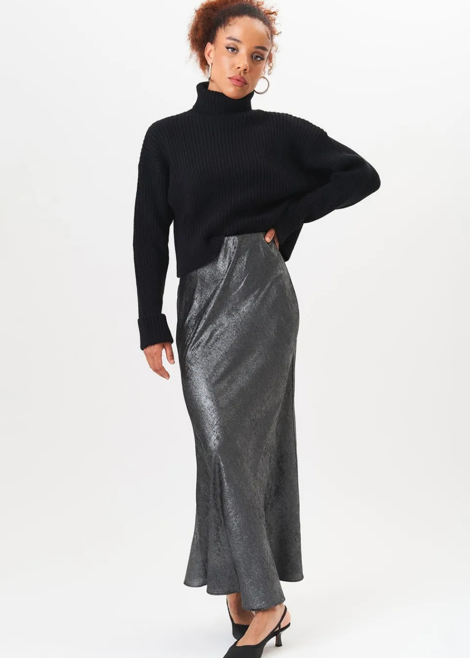 Tops>Gini London Black High Neck Chunky Knit Crop Jumper