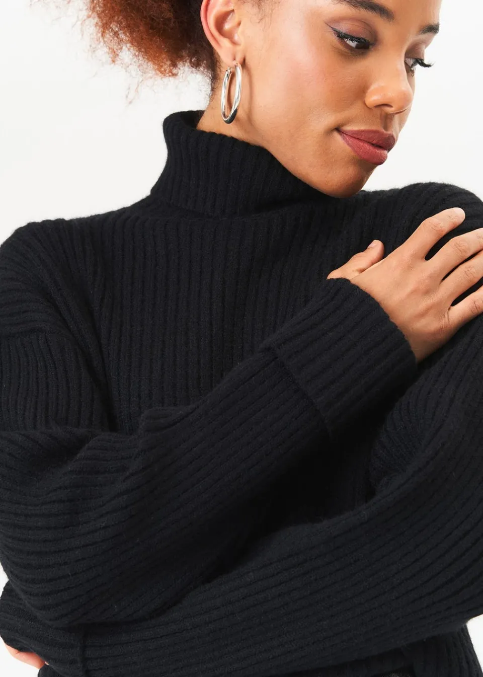 Tops>Gini London Black High Neck Chunky Knit Crop Jumper