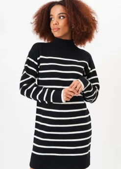 Knitwear><noscript><img width=