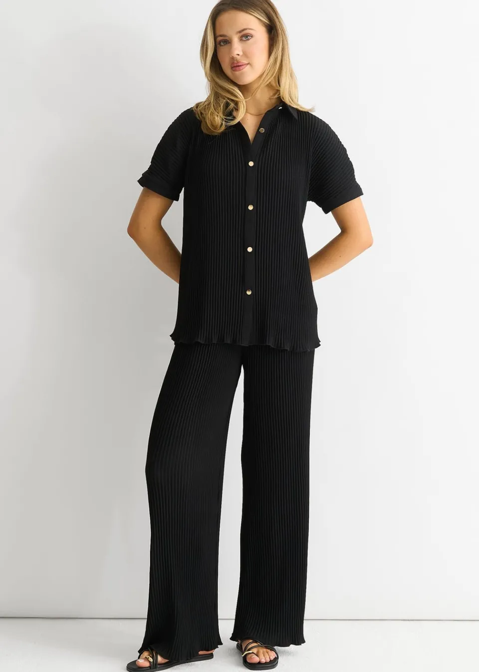 Tops>Gini London Black Plisse Short Sleeve Oversized Shirt