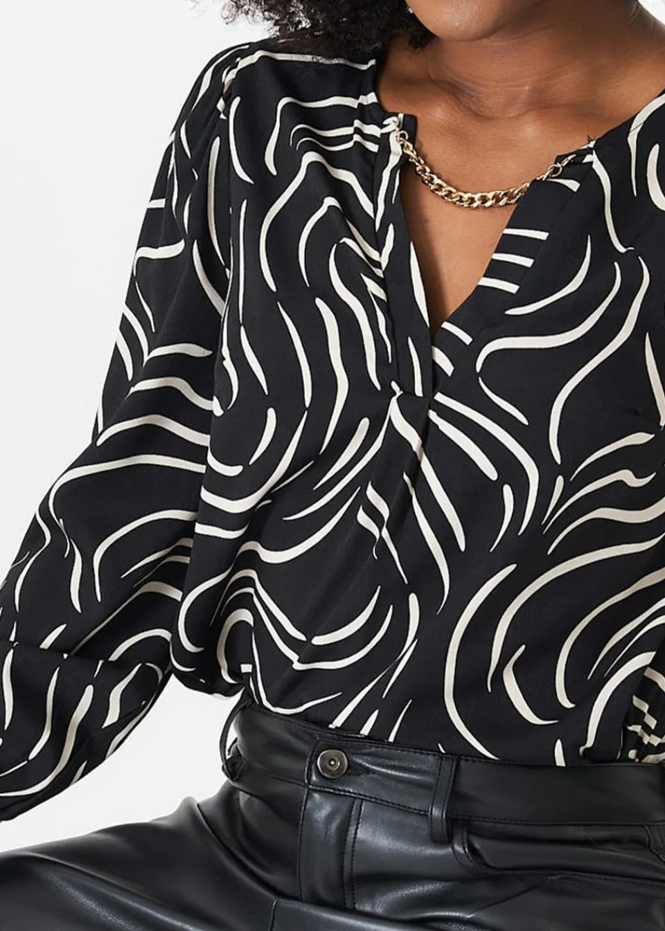 Blouses & Shirts>Gini London Black Stripe Woven Top
