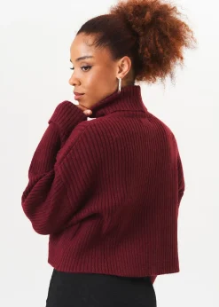 Knitwear><noscript><img width=