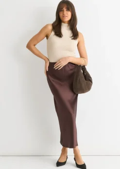 Skirts><noscript><img width=