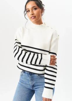 Knitwear><noscript><img width=