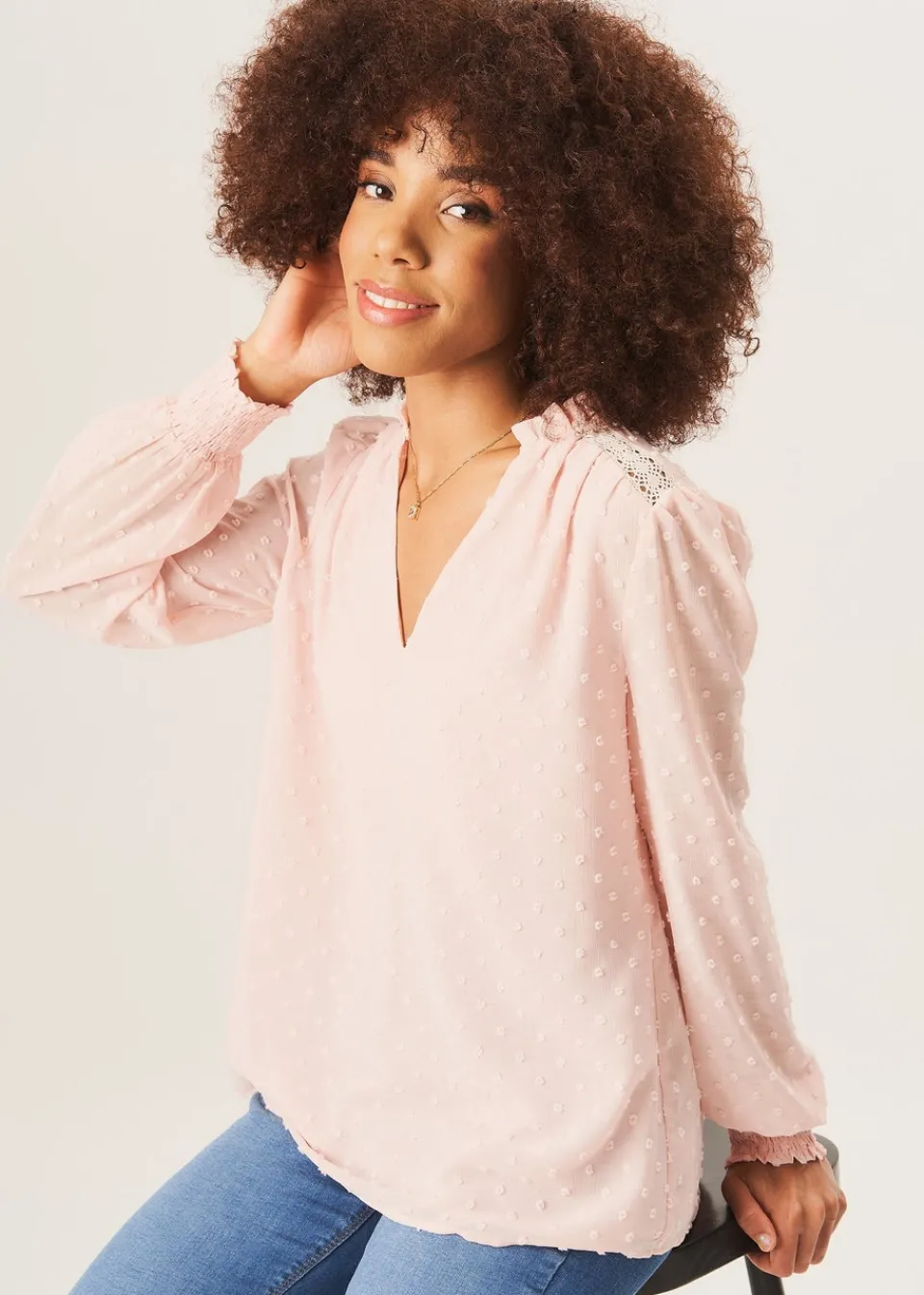 Tops>Gini London Light Pink Dobby Chiffon Frill Neck Blouse