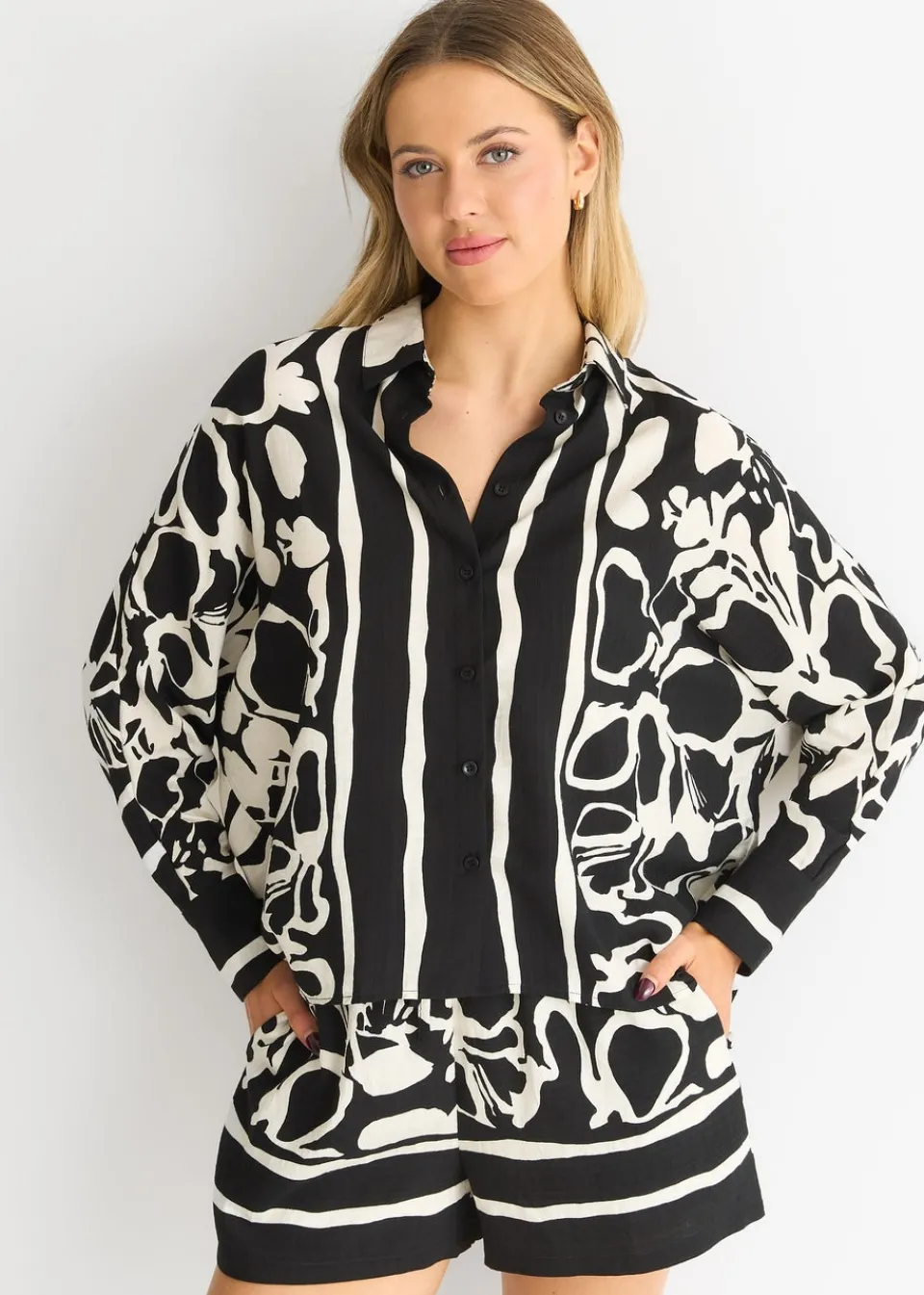 Blouses & Shirts>Gini London Mono Border Print Viscose Oversized Shirt