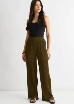 Trousers><noscript><img width=