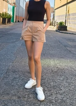 Shorts><noscript><img width=