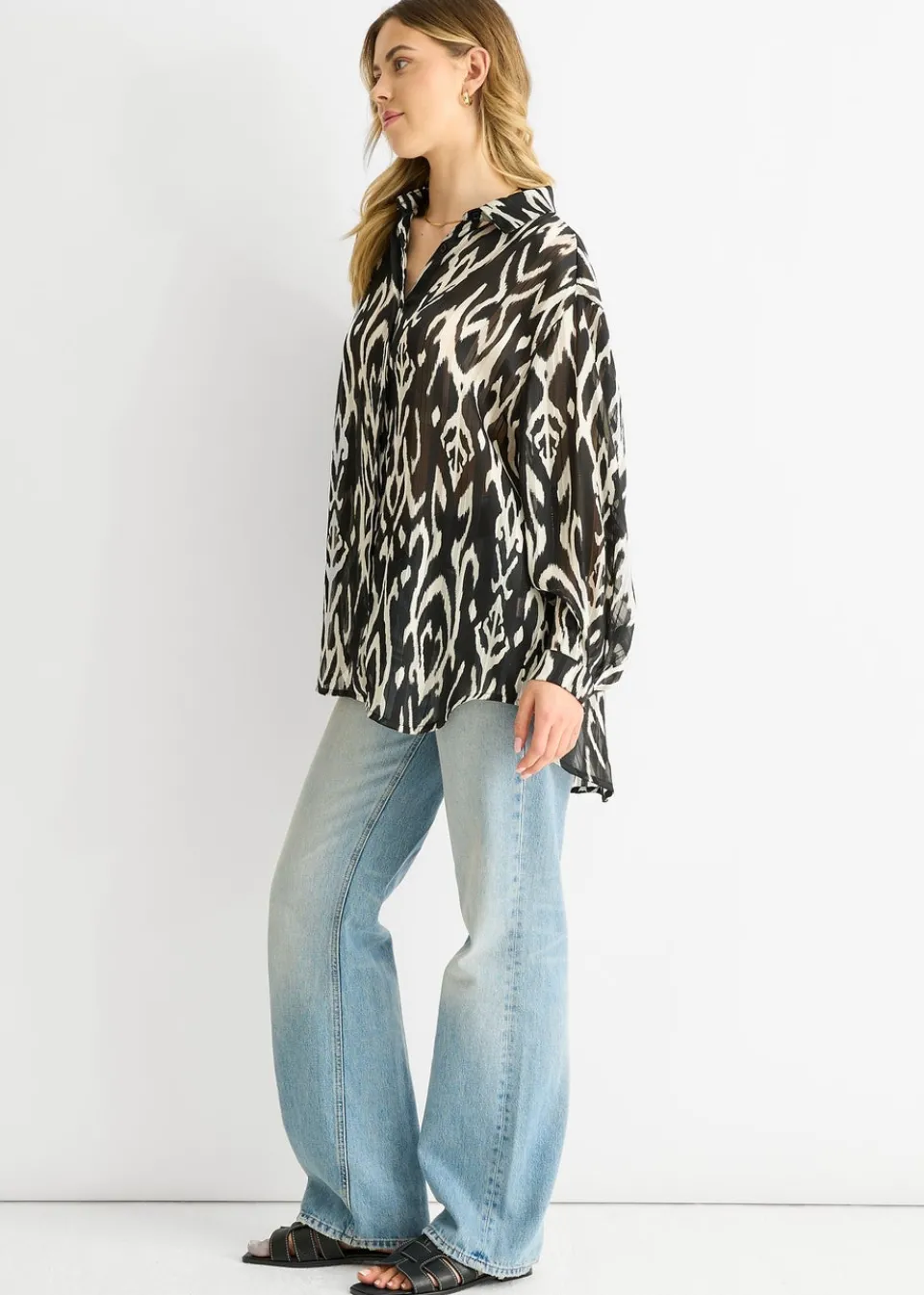 Tops>Gini London White Mono Abstract Print Oversized shirt
