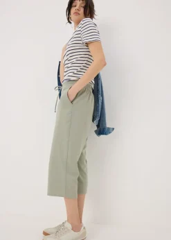 Trousers><noscript><img width=