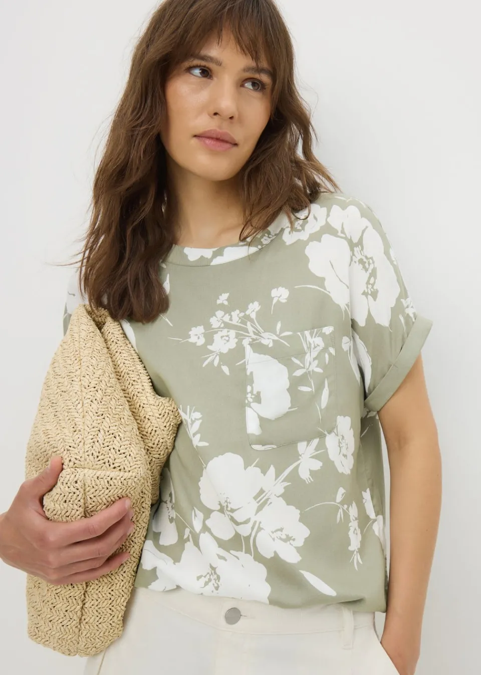 Tops>Papaya Green Floral Pocket Box Top