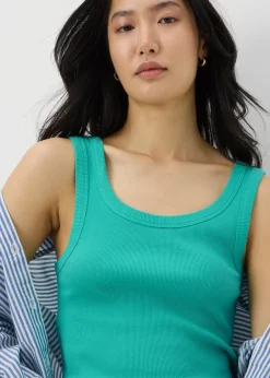 Tops><noscript><img width=