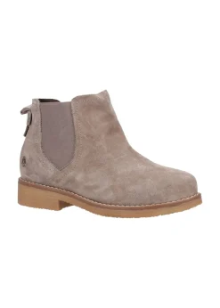 Footwear><noscript><img width=