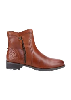 Footwear><noscript><img width=