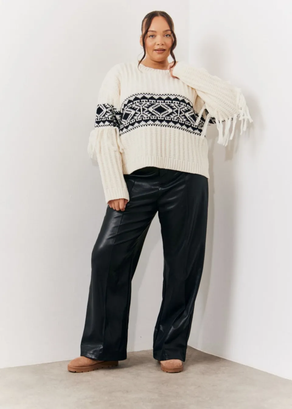 Tops>In The Style Perri Sian Cream Aztec Fringe Jumper