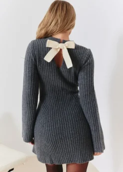 Knitwear><noscript><img width=