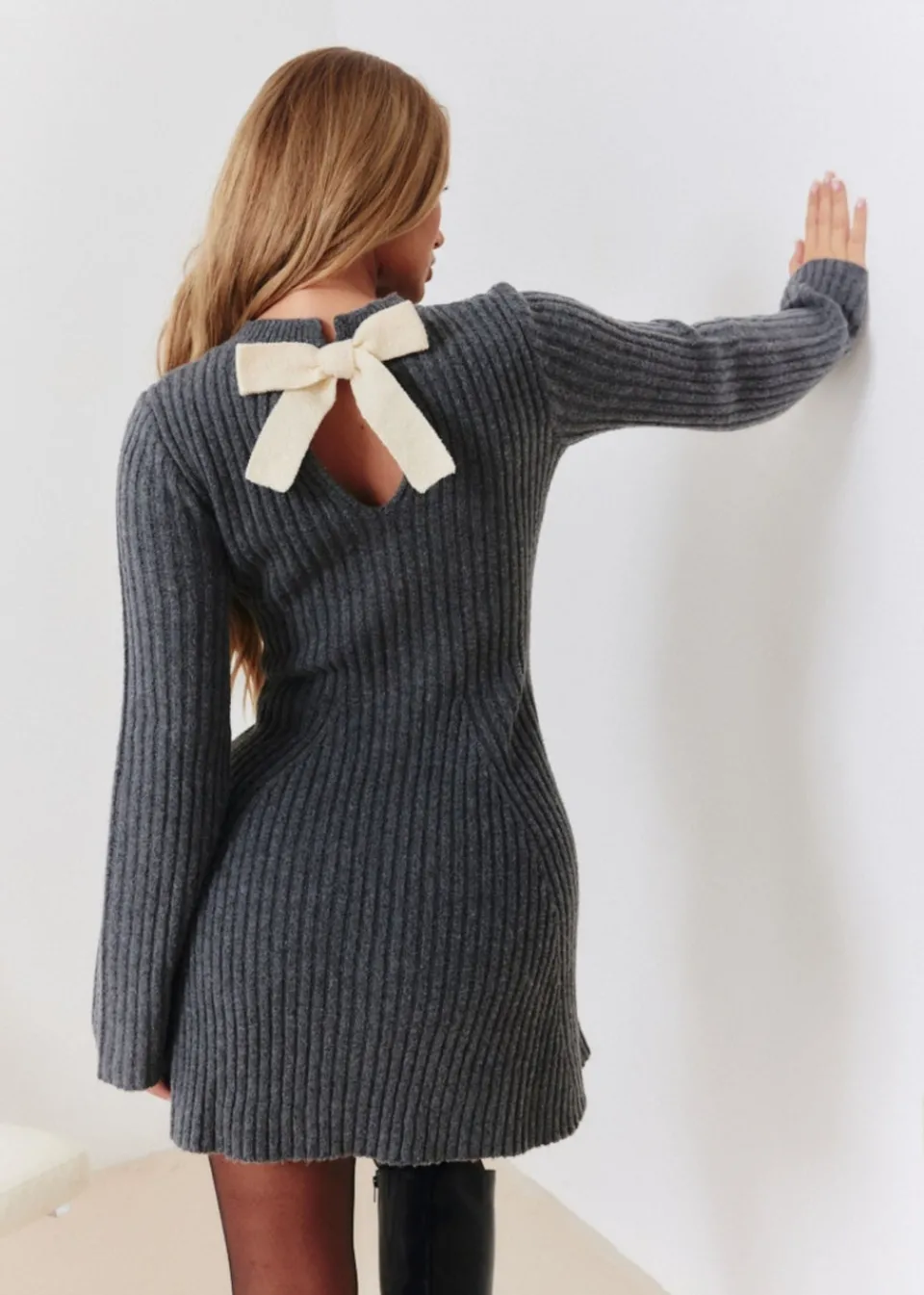 Knitwear>In The Style Perrie Sian Charcoal Knitted Bow Skater Dress