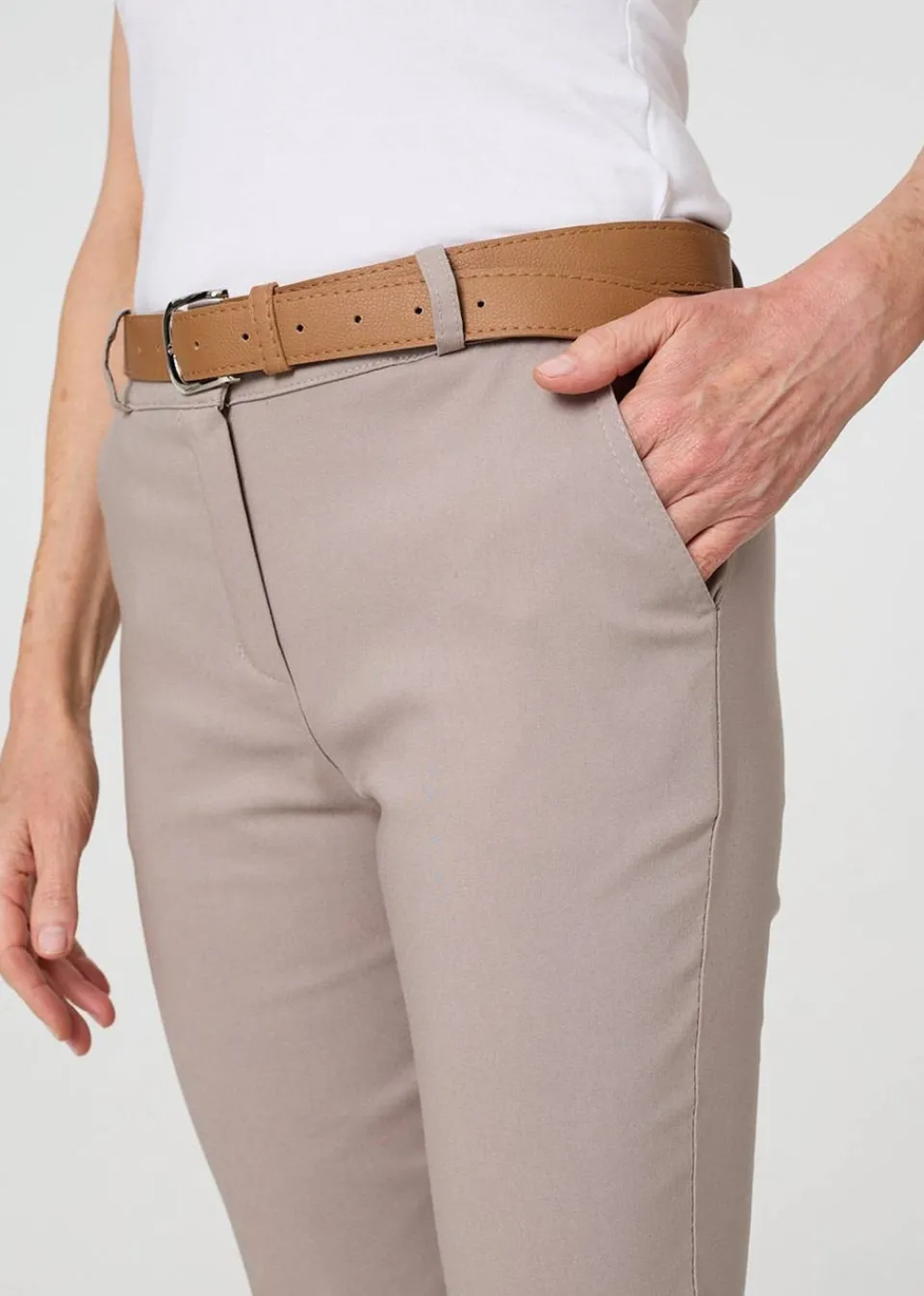 Trousers>Izabel London Beige Belt Detail Slim Fit Cropped Trousers