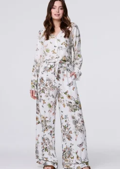 Tops>Izabel London Beige Butterfly Print Long Sleeve Shirt