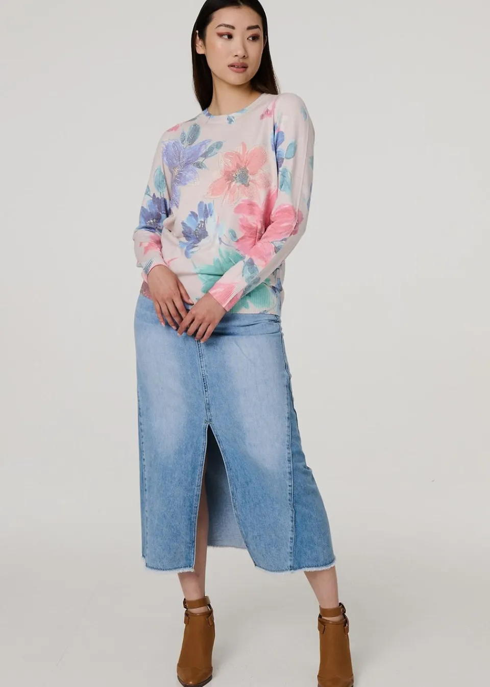Tops>Izabel London Beige Floral Diamante Detail Long Sleeve Jumper