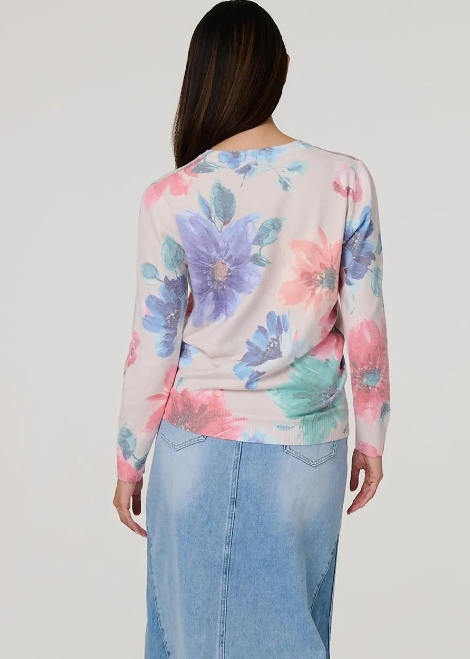 Tops>Izabel London Beige Floral Diamante Detail Long Sleeve Jumper