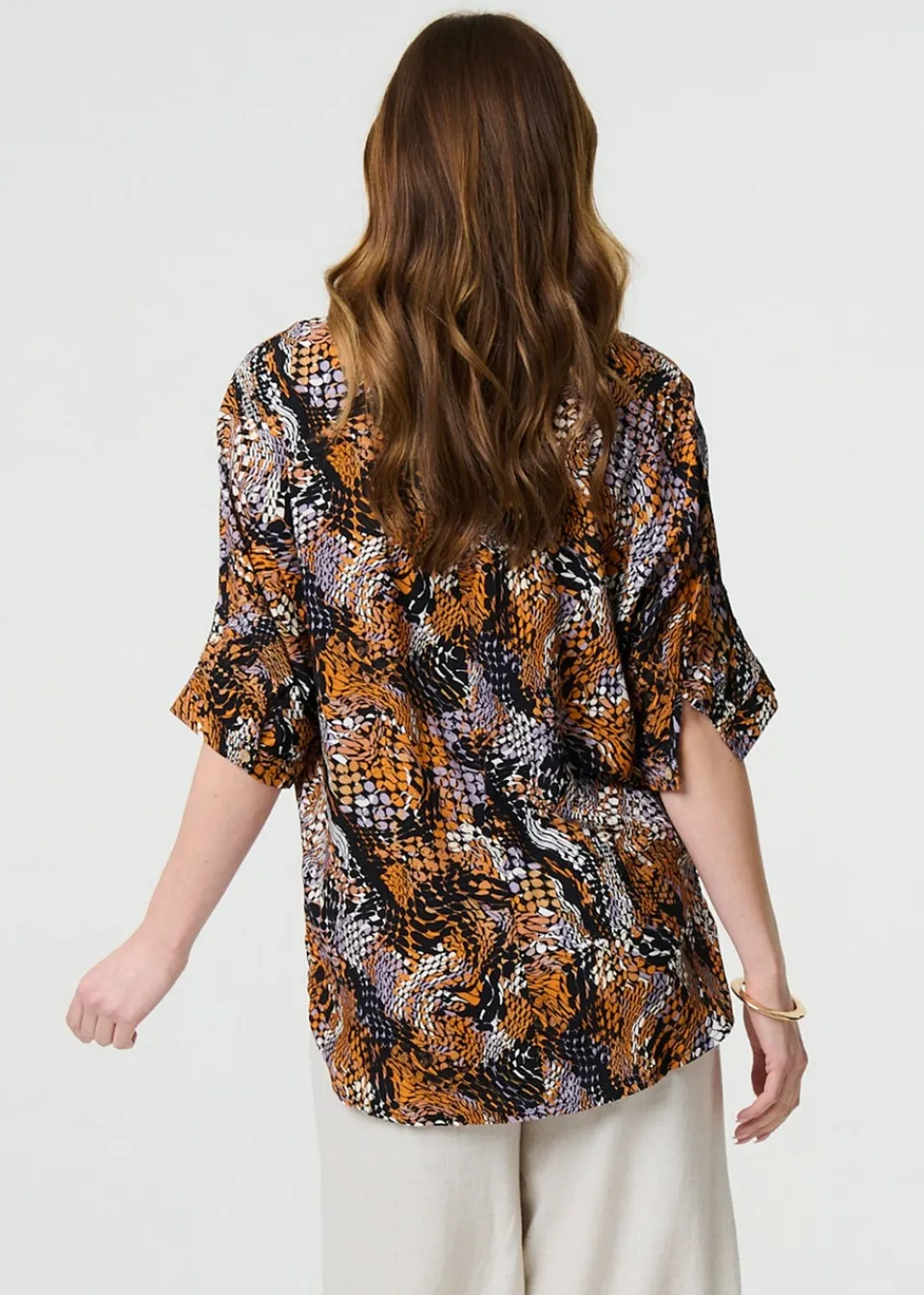 Tops>Izabel London Black Animal Print 3/4 Sleeve Relaxed Top
