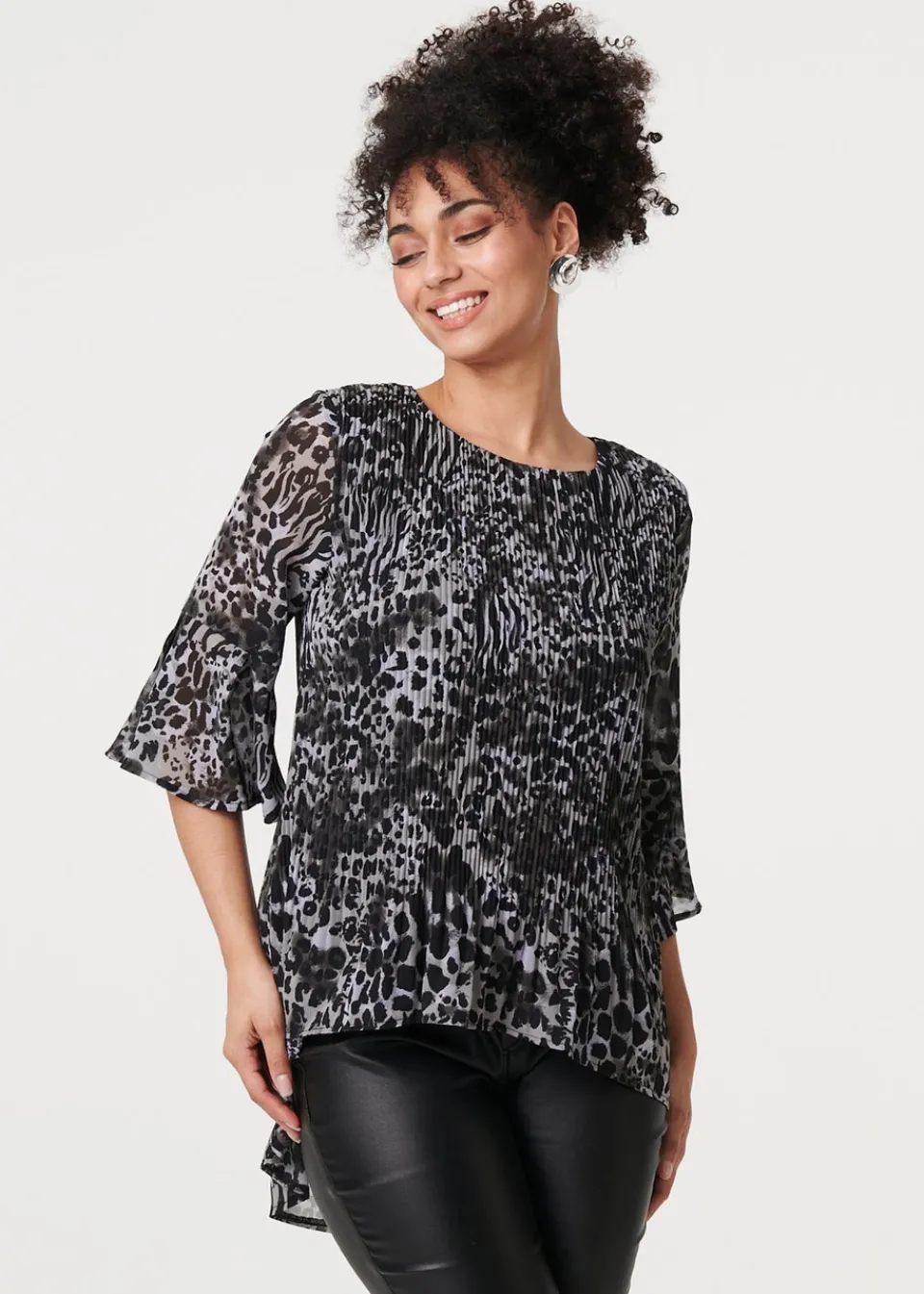 Tops>Izabel London Black Animal Print Sheer Pleated Blouse