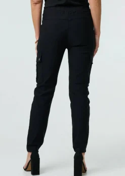Trousers><noscript><img width=