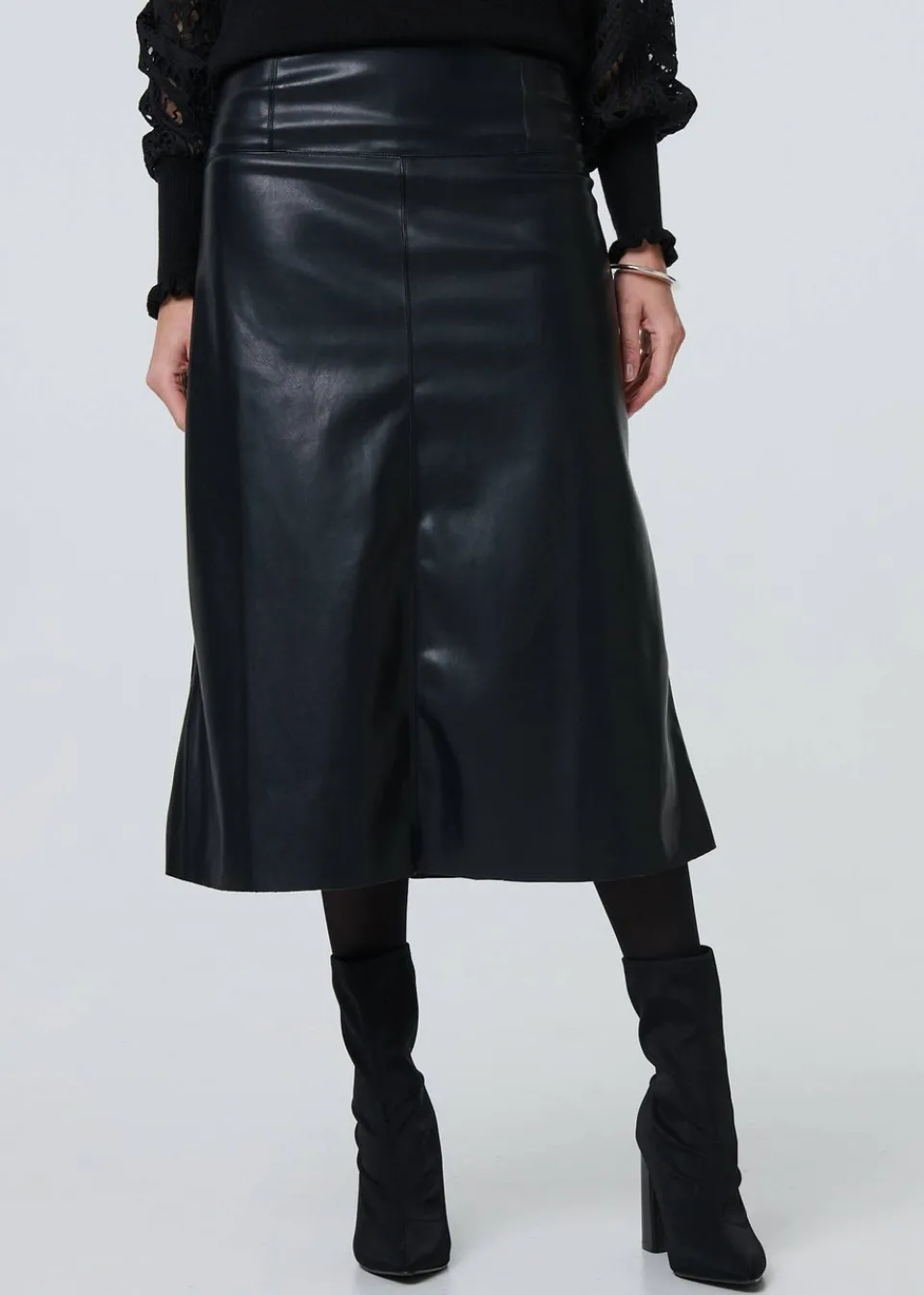 Skirts>Izabel London Black Faux Leather High Waist Midi Skirt