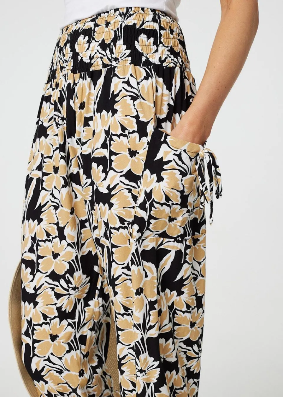 Trousers>Izabel London Black Floral Tassel Tie Pocket Harem Pants