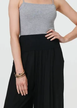 Trousers><noscript><img width=