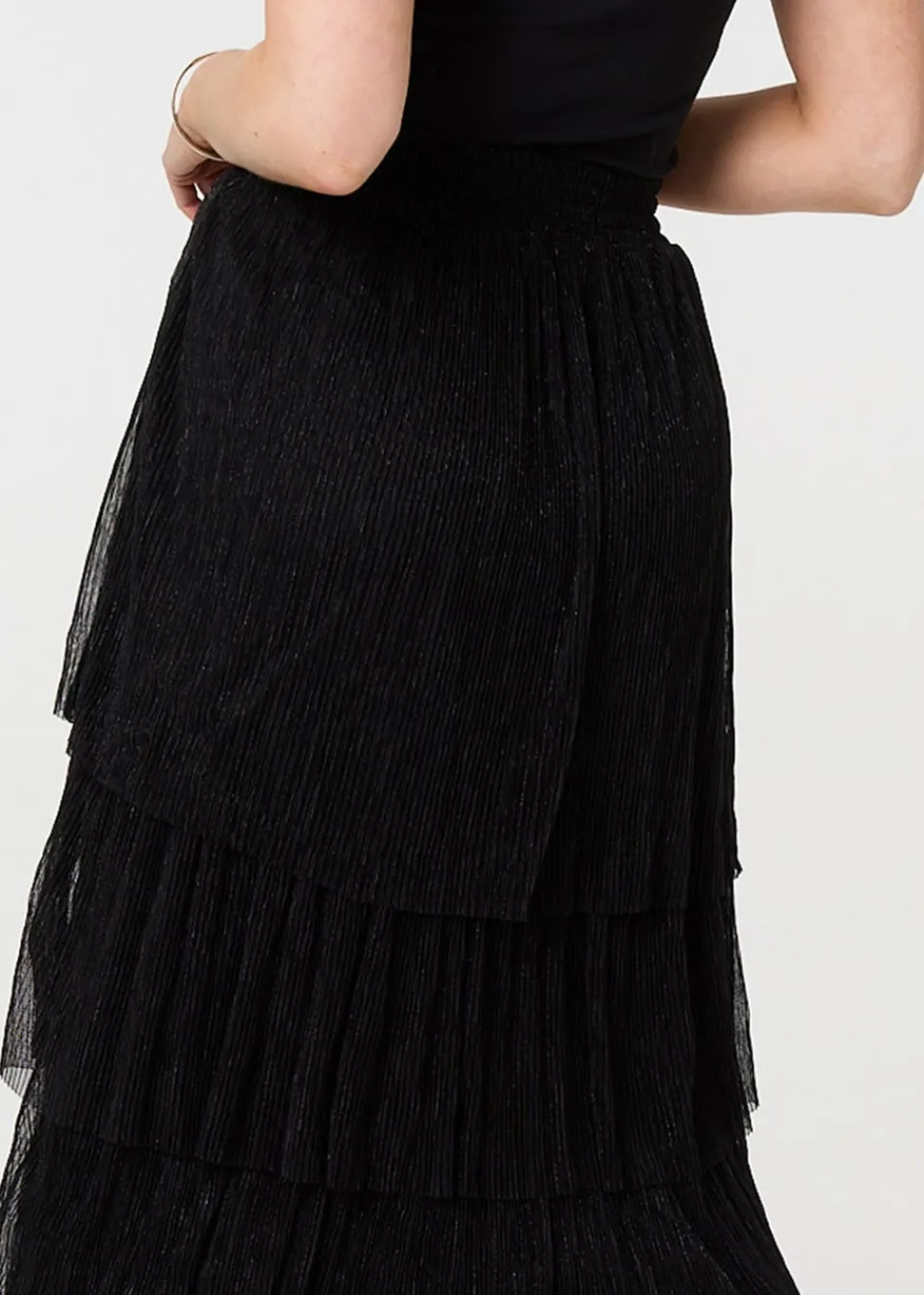 Skirts>Izabel London Black Metallic Textured Tiered Midi Skirt