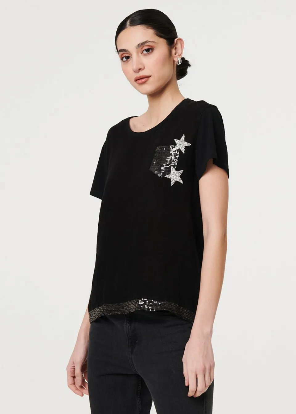 T-Shirts>Izabel London Black Metallic Star Detail Relaxed T Shirt