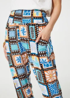 Trousers><noscript><img width=