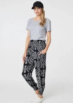 Trousers><noscript><img width=