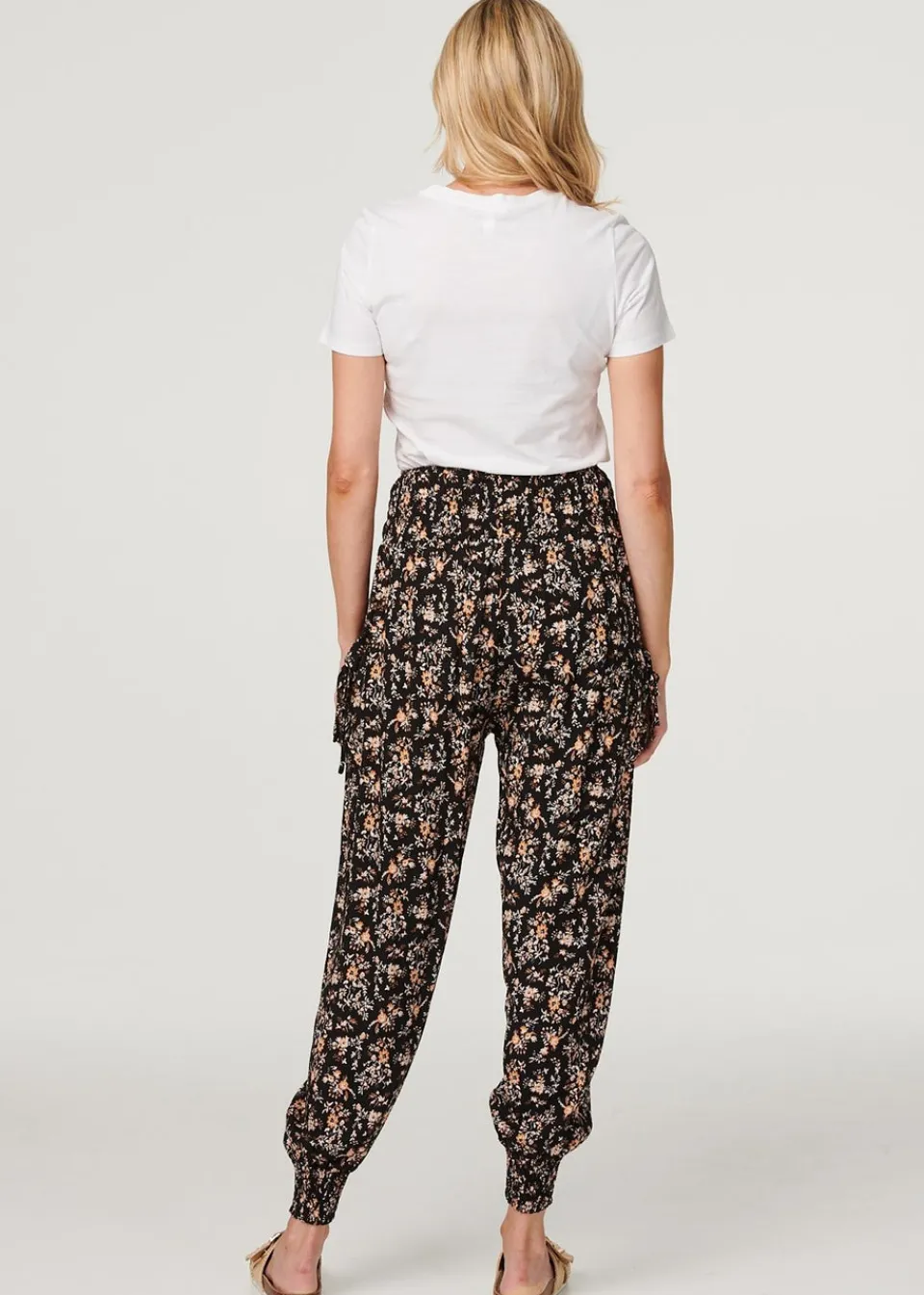 Trousers>Izabel London Black Printed Relaxed Tapered Harem Pants