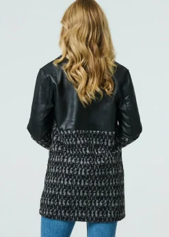 Coats & Jackets><noscript><img width=