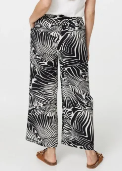 Trousers><noscript><img width=