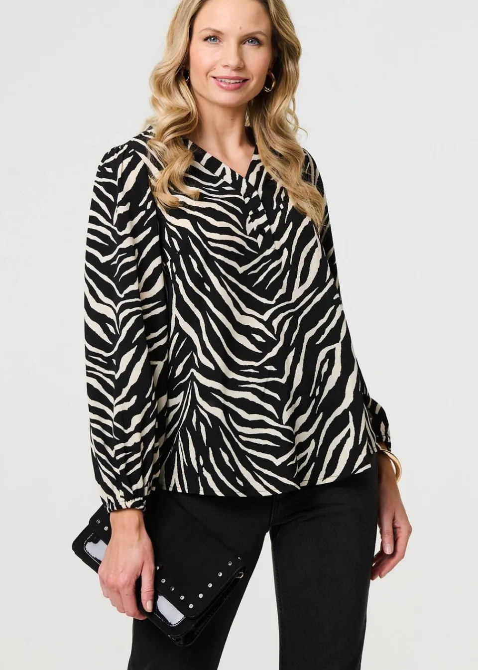 Tops>Izabel London Black Zebra Print V-Neck Long Sleeve Blouse